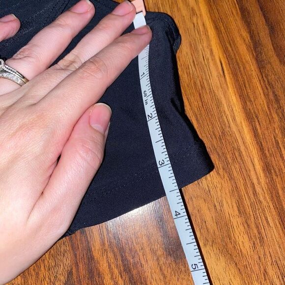 Old Navy Black Bikini Top Womens Size Medium - Picture 3 of 4